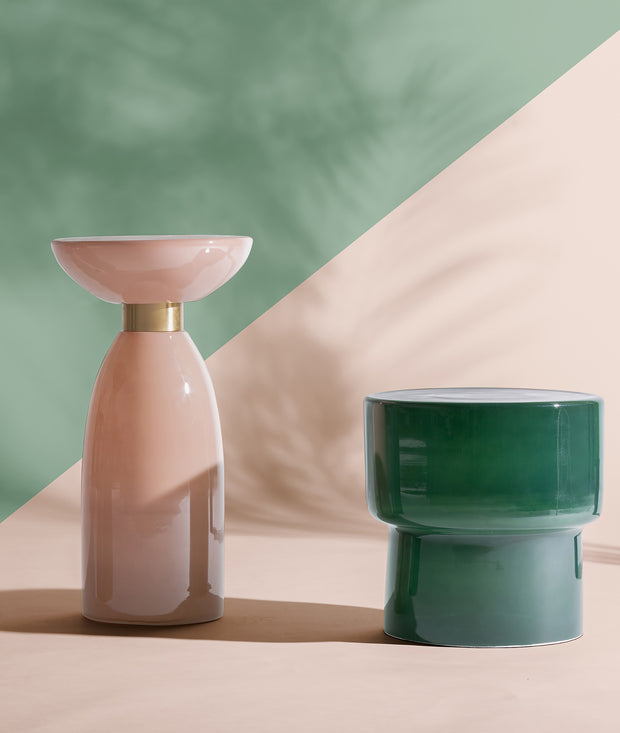 <h2>Vases</h2>