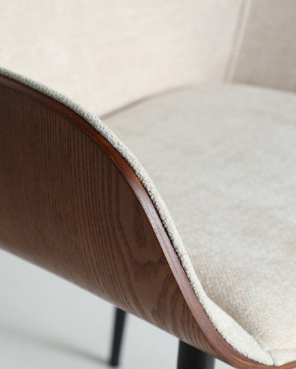 Chaise Beesd