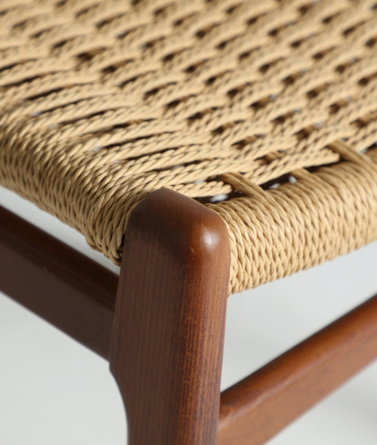 Chaise Well