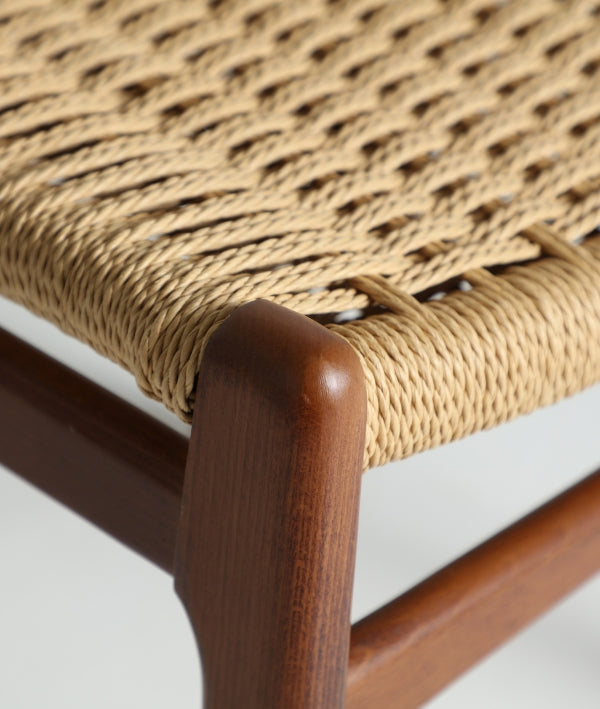 Chaise Well