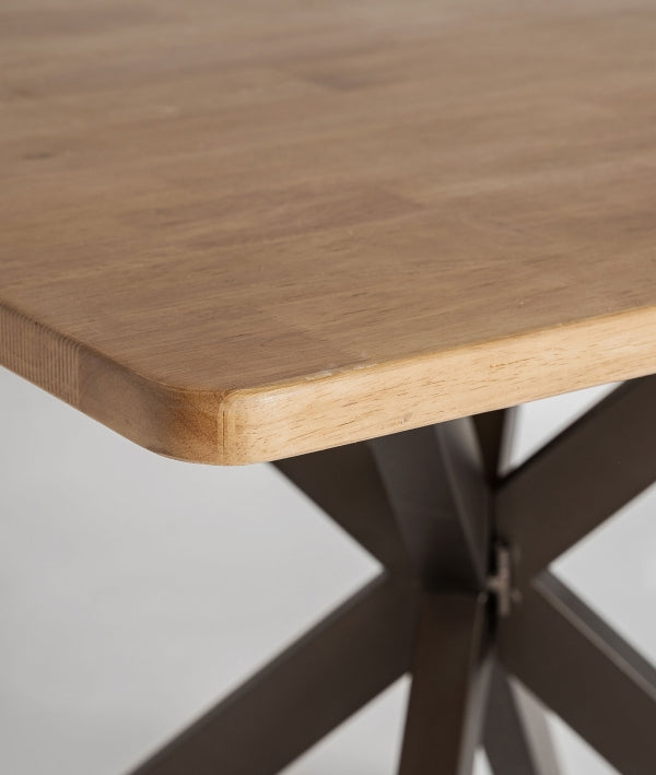 Table Lucens